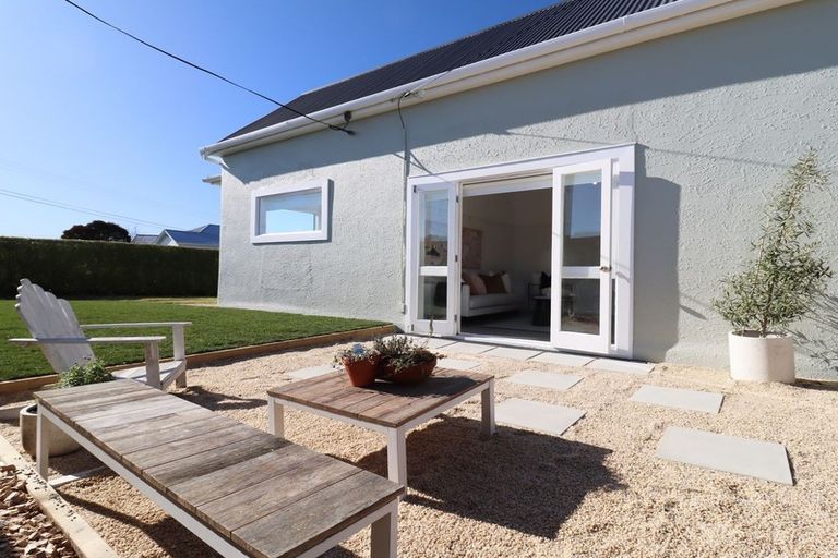 Photo of property in 65 Wharfe Street, South Hill, Oamaru, 9400