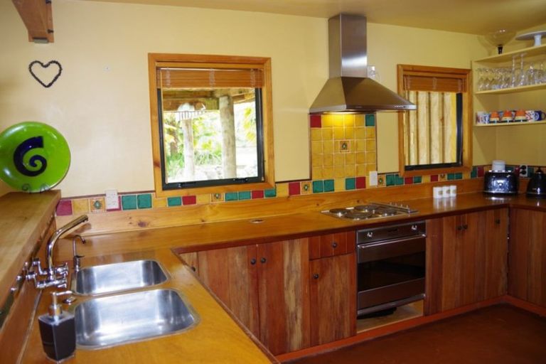 Photo of property in 6 Astelia Way, Waipahihi, Taupo, 3330