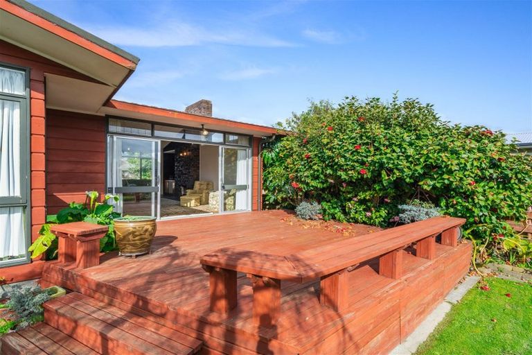 Photo of property in 48 Windsor Street, Terrace End, Palmerston North, 4410