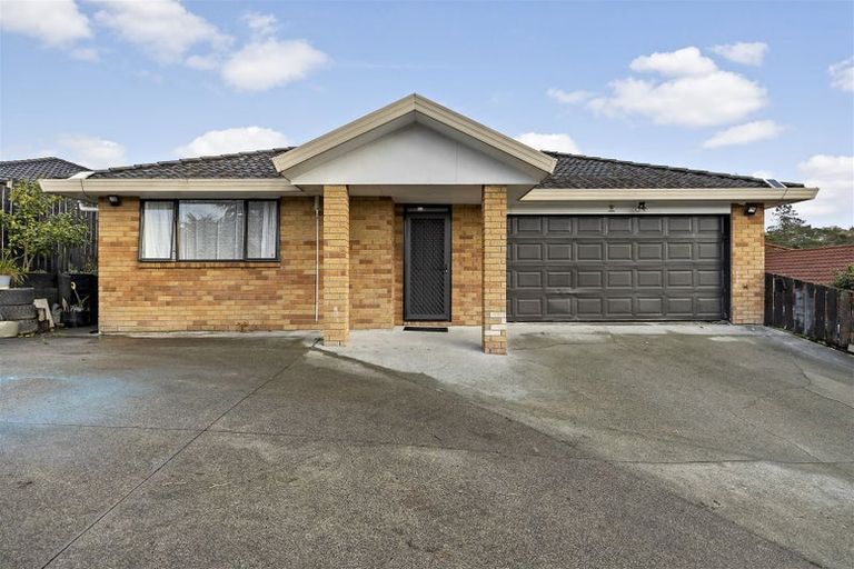 Photo of property in 3 Jever Place, Massey, Auckland, 0614