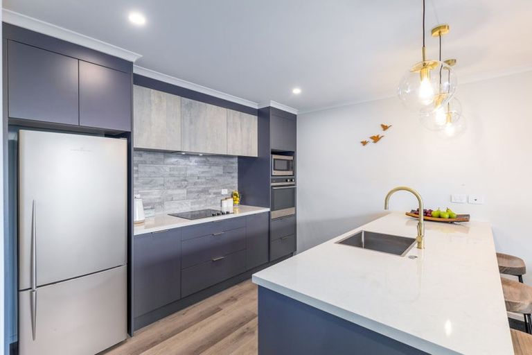 Photo of property in 15 Holmes Hanover Lane, Halswell, Christchurch, 8025