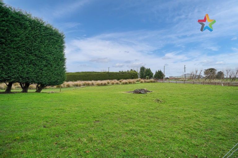 Photo of property in 220 Mill Road South, Seaward Bush, Invercargill, 9871