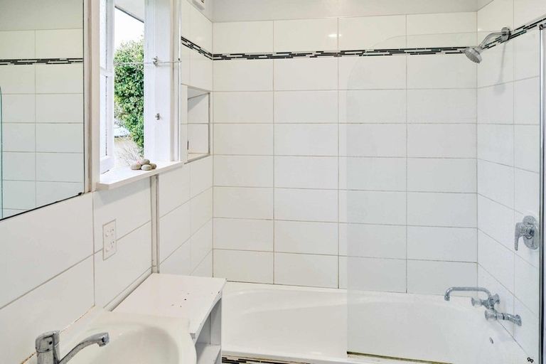 Photo of property in 23 Awatea Street, Ranui, Porirua, 5024