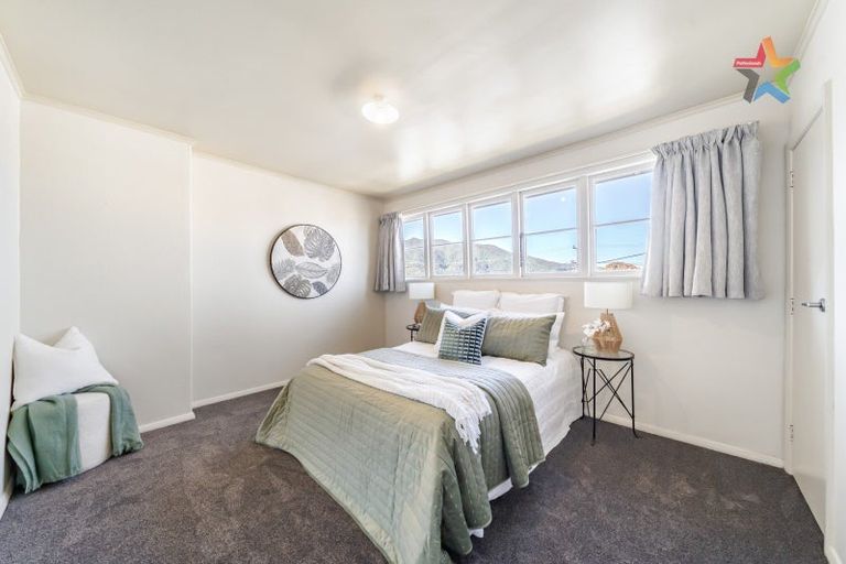 Photo of property in 213 Knights Road, Hutt Central, Lower Hutt, 5011