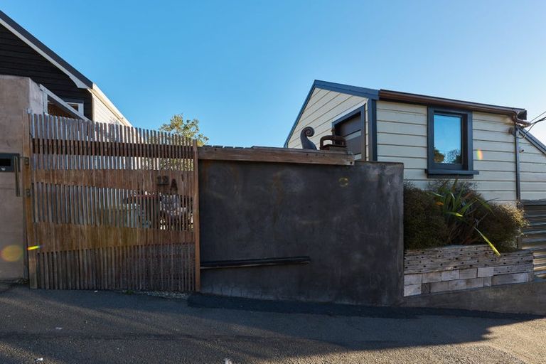 Photo of property in 12 Stafford Street, Mount Victoria, Wellington, 6011