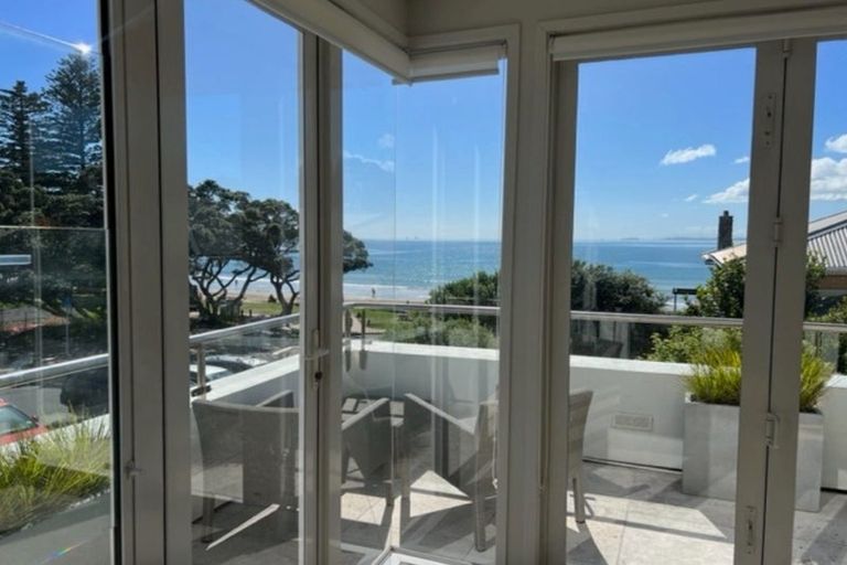 Photo of property in 17a The Strand, Takapuna, Auckland, 0622