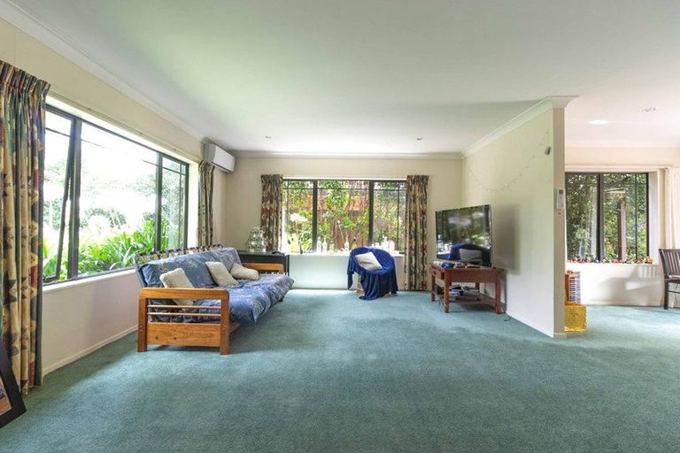 Photo of property in 22 Chesterfield Place, Rototuna, Hamilton, 3210