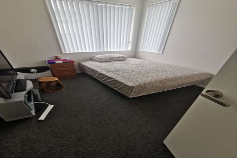 Photo of property in 3 Kanono Road, Takanini, 2110