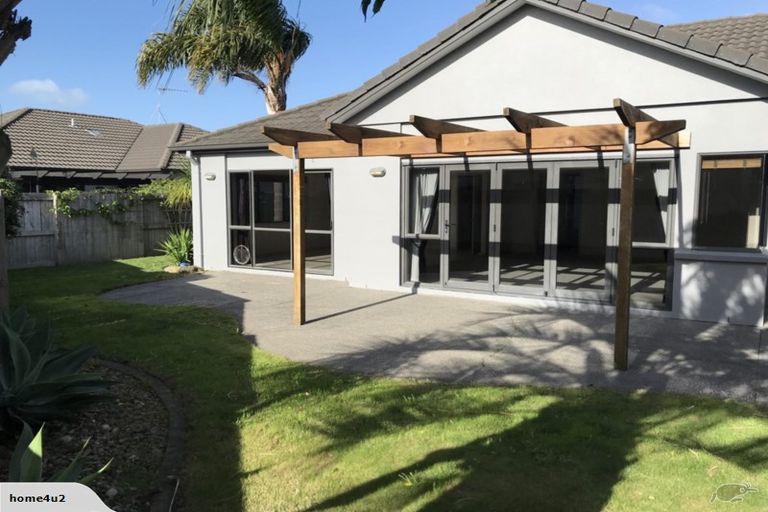 Photo of property in 20 Ohope Place, Papamoa Beach, Papamoa, 3118