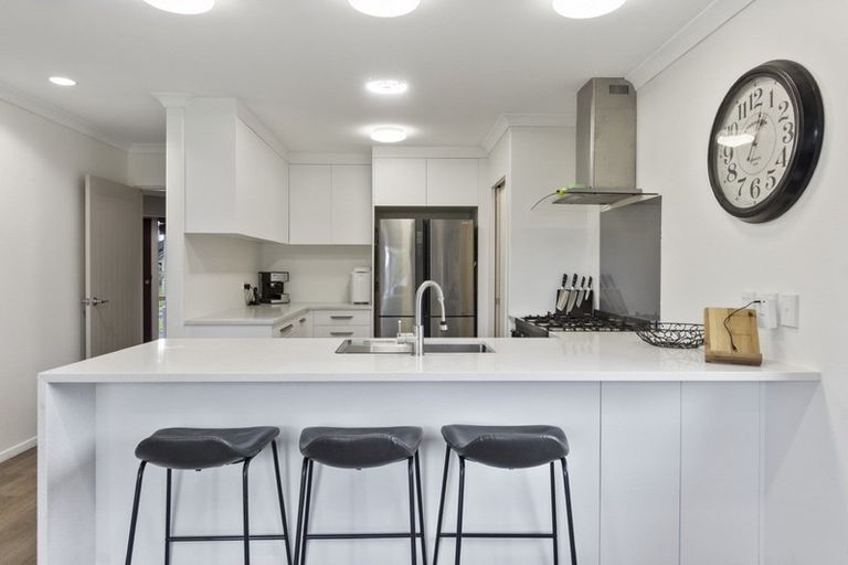 Photo of property in 13 Parkwood Place, Huntington, Hamilton, 3210