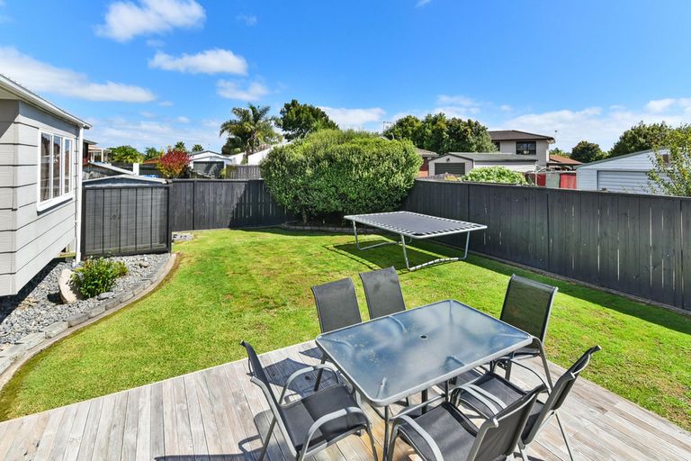Photo of property in 148 Carnoustie Drive, Wattle Downs, Auckland, 2103