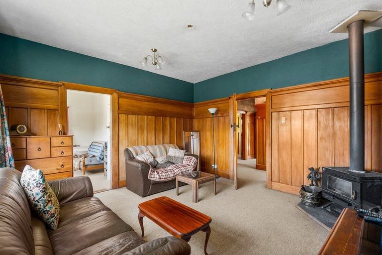 Photo of property in 12 Severn Street, Green Island, Dunedin, 9018