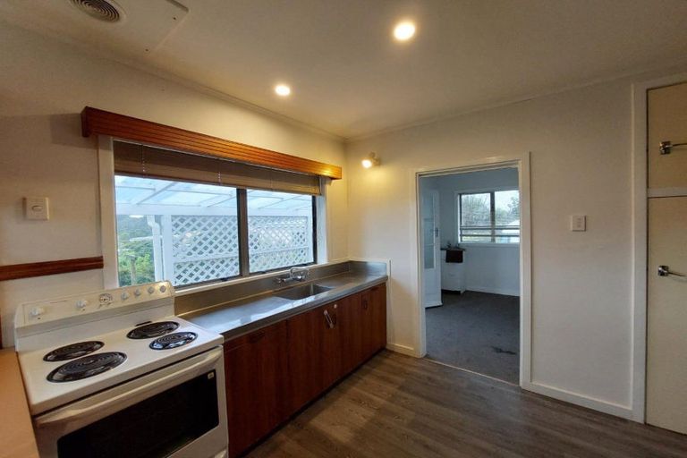 Photo of property in 157a Seaview Road, Westown, New Plymouth, 4310