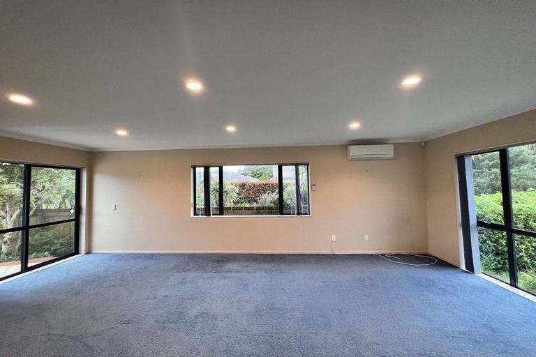 Photo of property in 15 Avonbrook Lane, Pukekohe, 2120