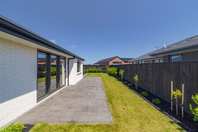 Photo of property in 20 Selfe Crescent, Burwood, Christchurch, 8083