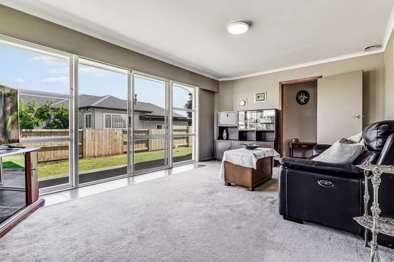 Photo of property in 17 Simon Place, Nawton, Hamilton, 3200