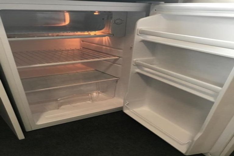 Photo of property in 2/3 Islington Street, Trentham, Upper Hutt, 5018