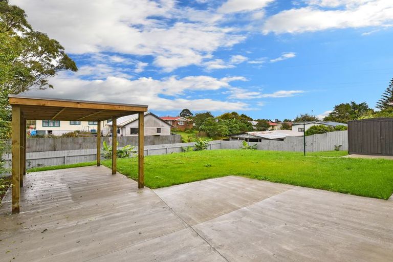 Photo of property in 102 Tennessee Avenue, Mangere East, Auckland, 2024