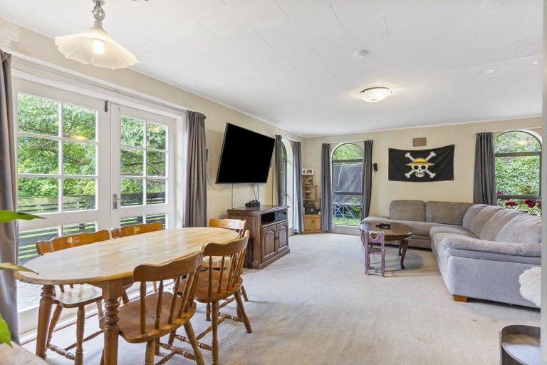 Photo of property in 1/48 Cruickshank Road, Clouston Park, Upper Hutt, 5018