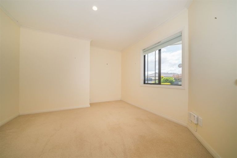 Photo of property in 6 Virginia Grove, Milson, Palmerston North, 4414