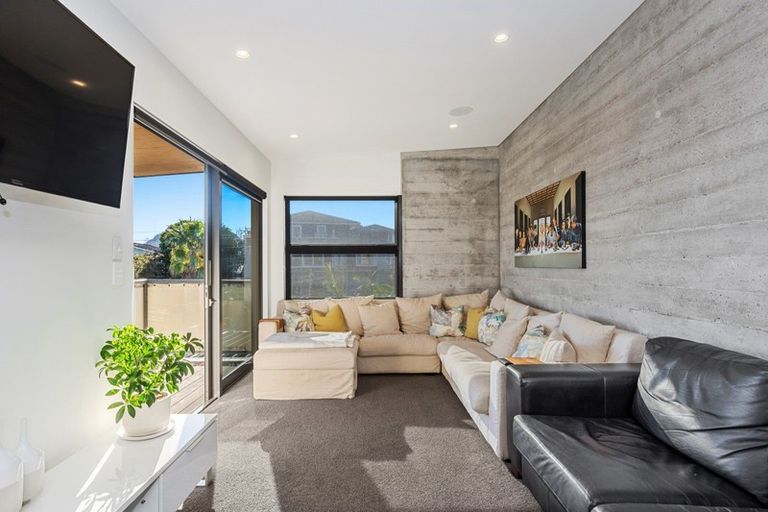 Photo of property in 1 Wells Avenue, Mount Maunganui, 3116