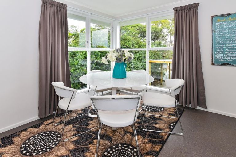 Photo of property in 102 Tennessee Avenue, Mangere East, Auckland, 2024