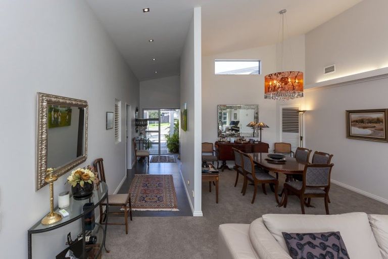 Photo of property in 5 Hana Udy Place, Paraparaumu Beach, Paraparaumu, 5032