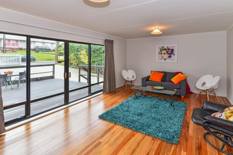 Photo of property in 102 Tennessee Avenue, Mangere East, Auckland, 2024
