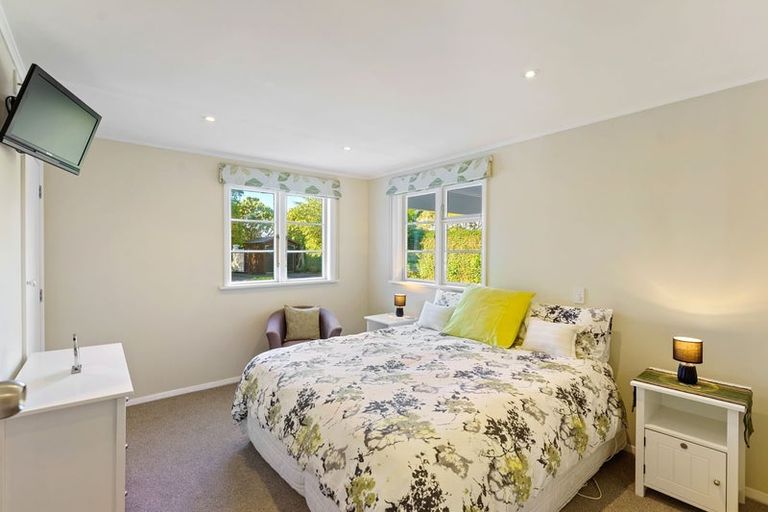 Photo of property in 430 Te Moana Road, Waikanae, 5036