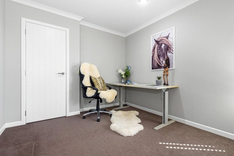 Photo of property in 54 Somerton Drive, Huntington, Hamilton, 3210