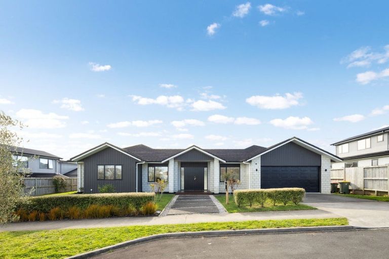 Photo of property in 4 Jennian Avenue, Rototuna North, Hamilton, 3210