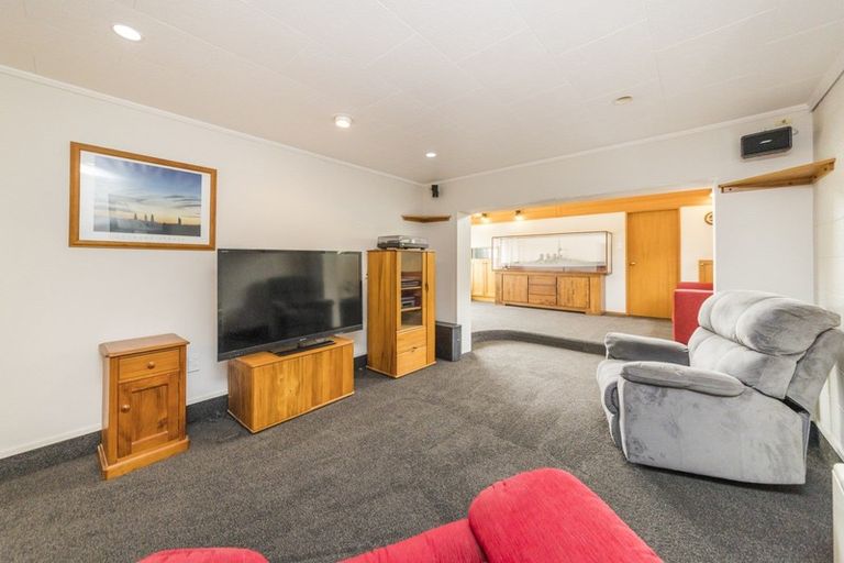 Photo of property in 15 Rangeview Place, Feilding, 4702