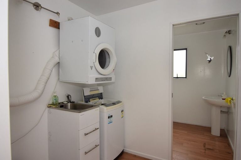 Photo of property in 2 Queen Street, Brighton, Dunedin, 9035