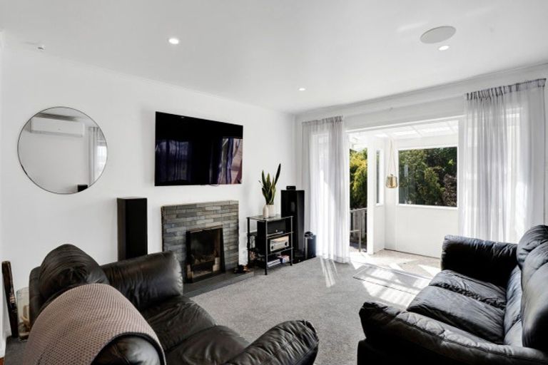 Photo of property in 1163 Devon Road, Bell Block, New Plymouth, 4373