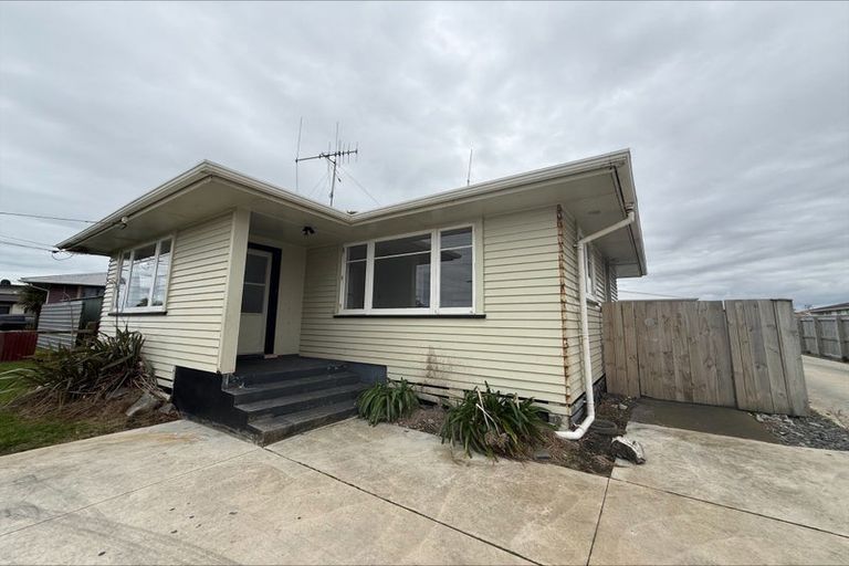 Photo of property in 452 Heads Road, Castlecliff, Whanganui, 4501