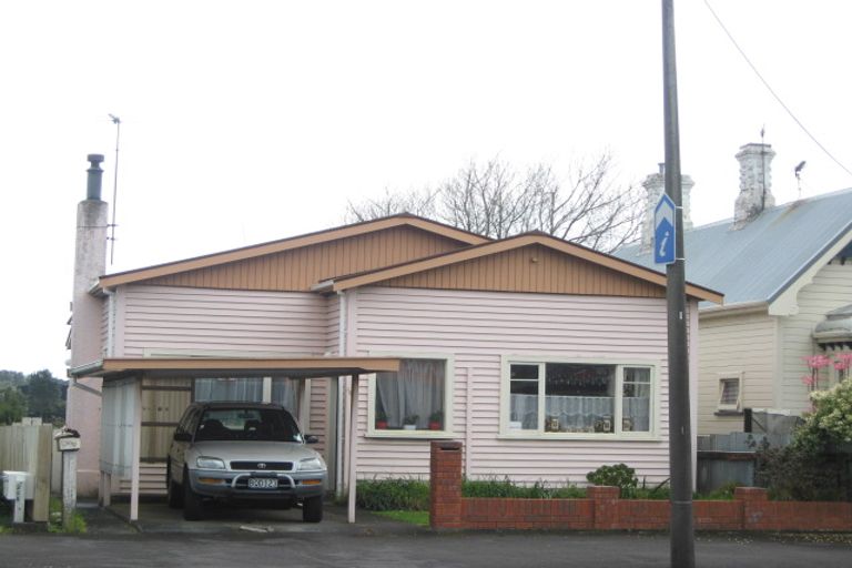 Photo of property in 286 Devon Street West, New Plymouth, 4310