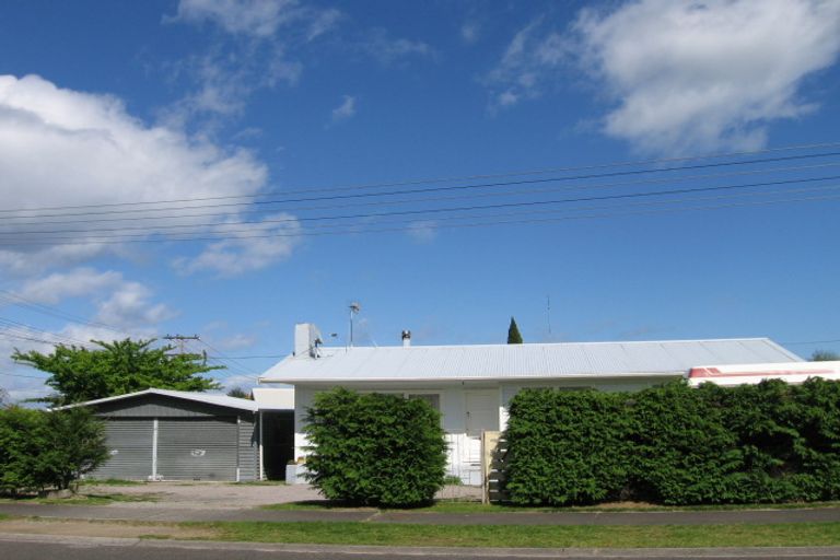 Photo of property in 2 Leslie Street, Taupo, 3330