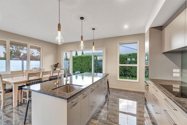 Photo of property in 1 Merlewood Road, Prebbleton, 7604