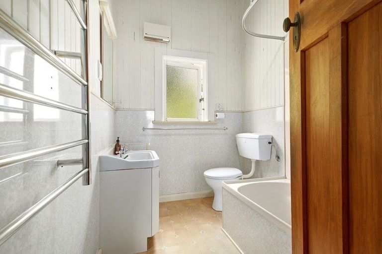 Photo of property in 25 Heke Street, Ngaio, Wellington, 6035