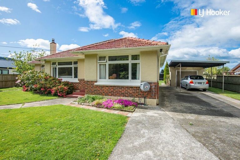 Photo of property in 25 Mountfort Street, Outram, 9019