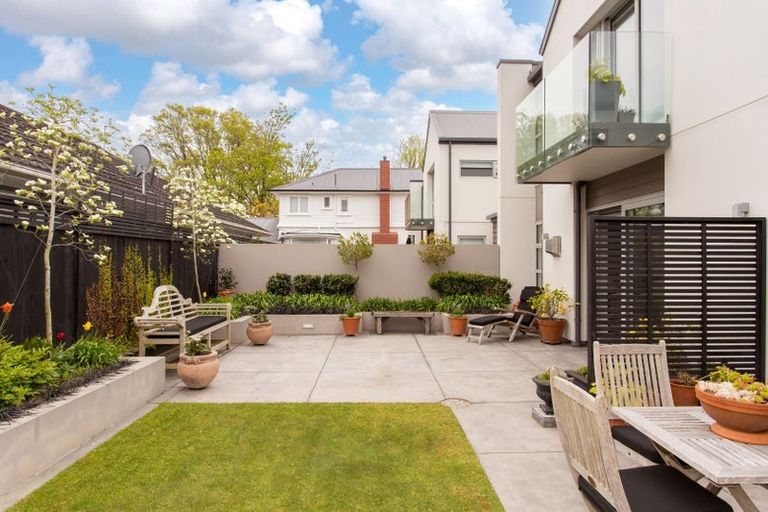 Photo of property in 5 Knowles Street, Merivale, Christchurch, 8052