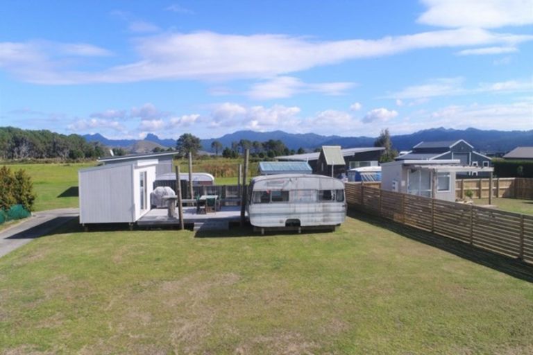 Photo of property in 202 Ngaio Drive, Matarangi, Whitianga, 3592