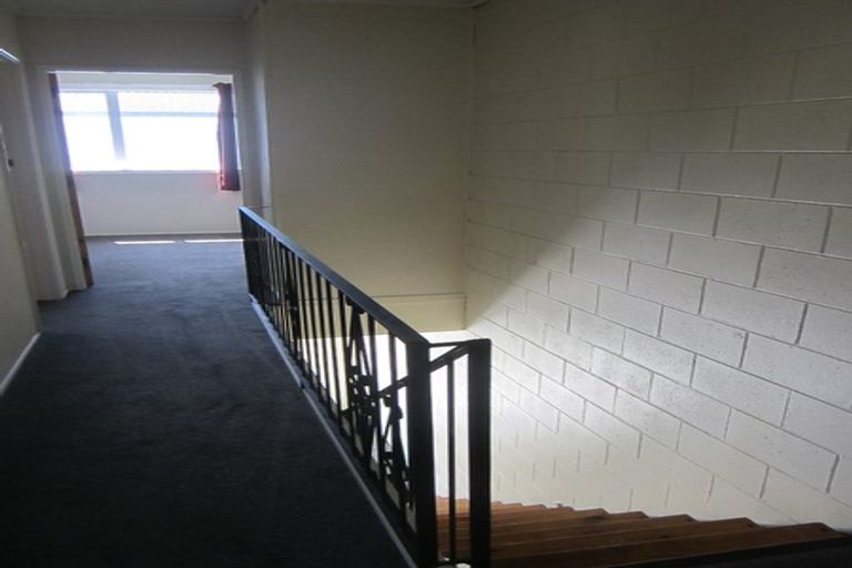 Photo of property in 2/25 Brockworth Place, Riccarton, Christchurch, 8011