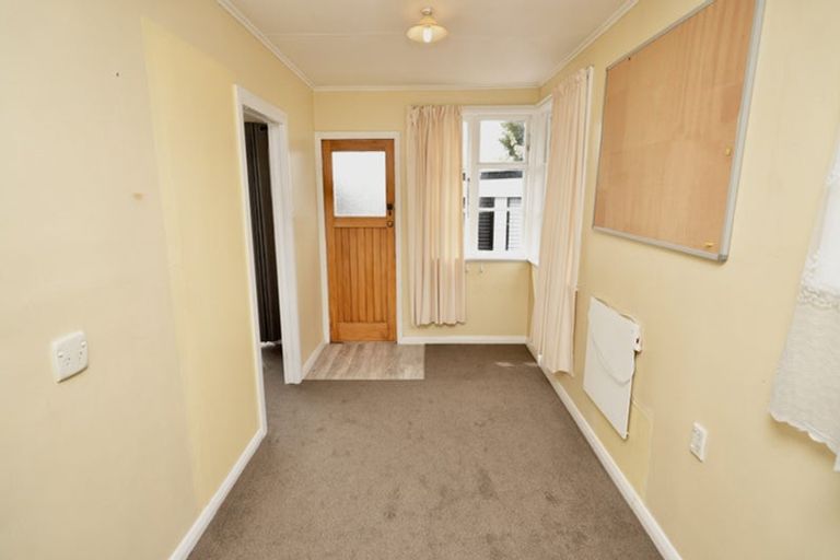 Photo of property in 25 Manchester Street, Takaro, Palmerston North, 4412