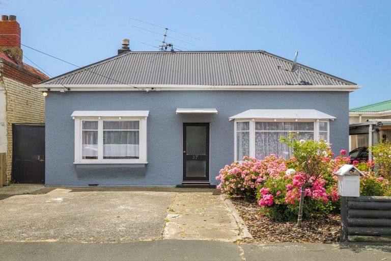 Photo of property in 27 Loyalty Street, Forbury, Dunedin, 9012