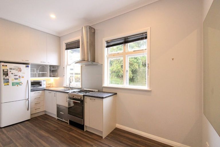 Photo of property in 90 Ellice Street, Mount Victoria, Wellington, 6011