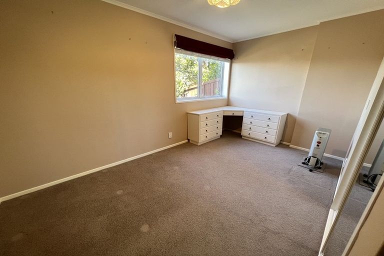 Photo of property in 12 Admiralty Street, Crofton Downs, Wellington, 6035