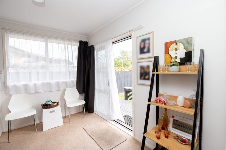 Photo of property in 32 Mahana Road, Ngatea, 3503