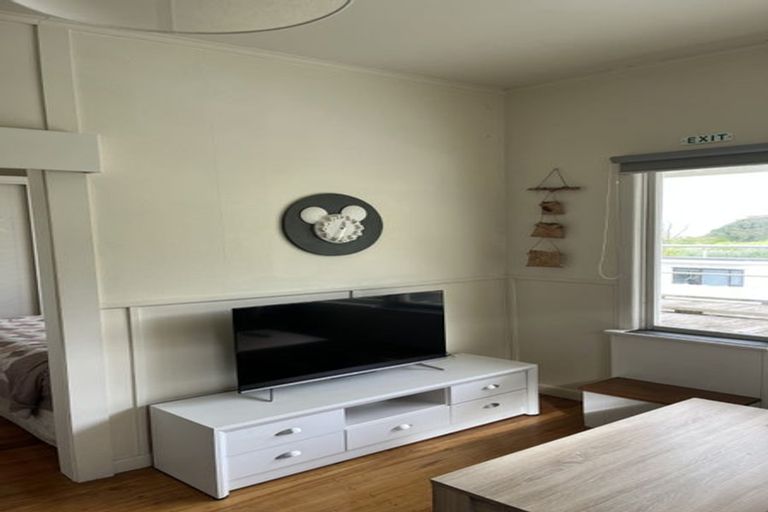 Photo of property in 62 Moana Road, Okitu, Gisborne, 4010