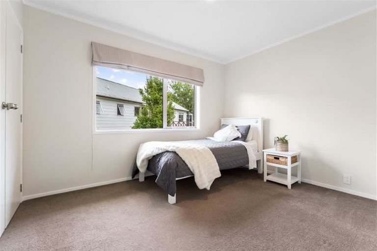 Photo of property in 79 John Downs Drive, Browns Bay, Auckland, 0630